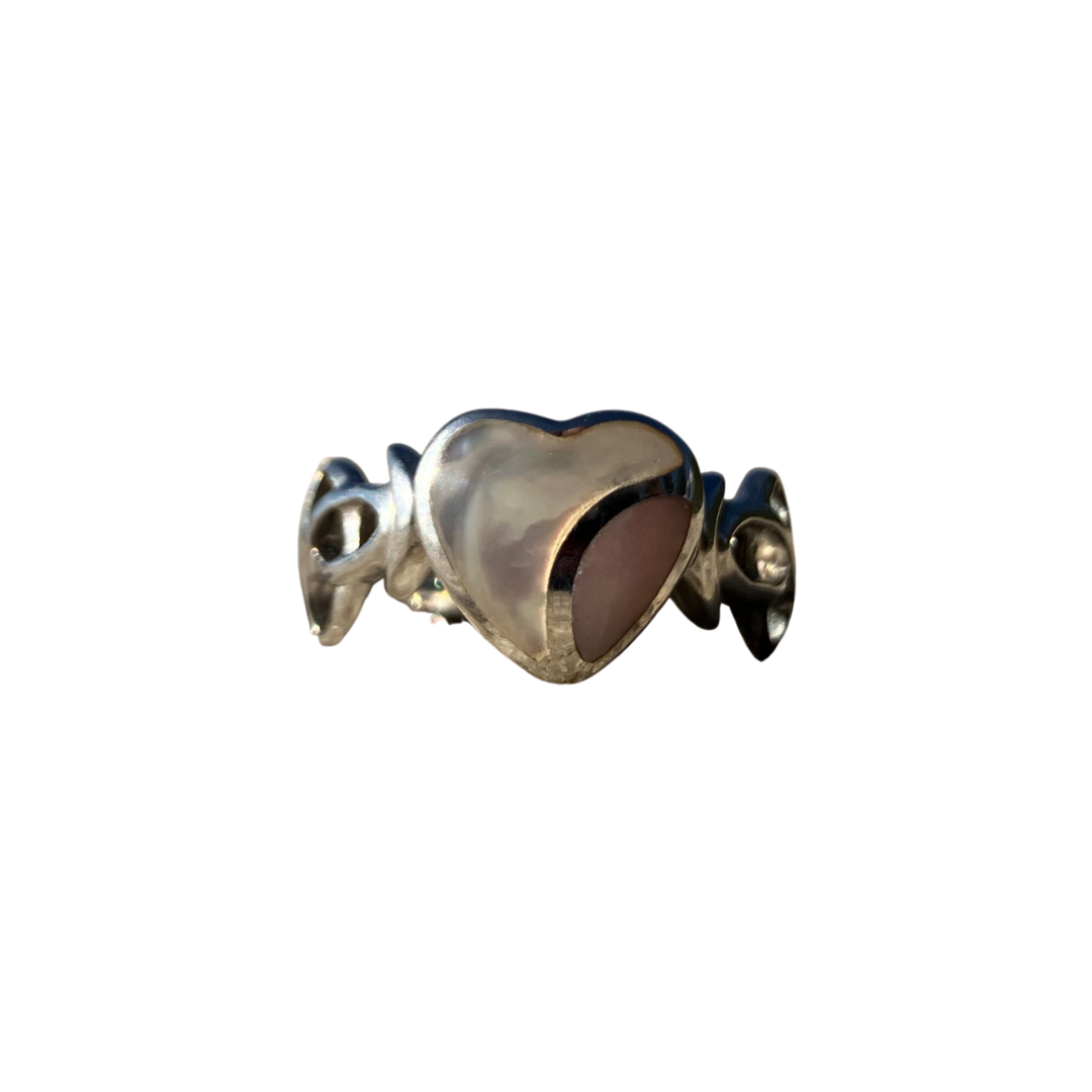 Pearlescent Rose Sapphic Women Ring | Show you're Queerly Available for Lesbians, Bisexual and Pansexual women